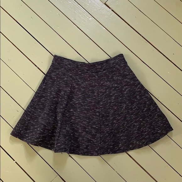 Black with gray dashes mini skirt - Picture 1 of 1